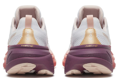 Women's Saucony Hurricane 25